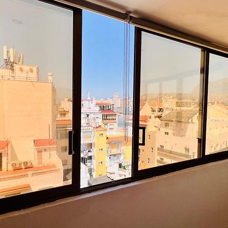 Apartamento Atico Con Vistas En El Casco Antiguo De Benidorm Exterior foto