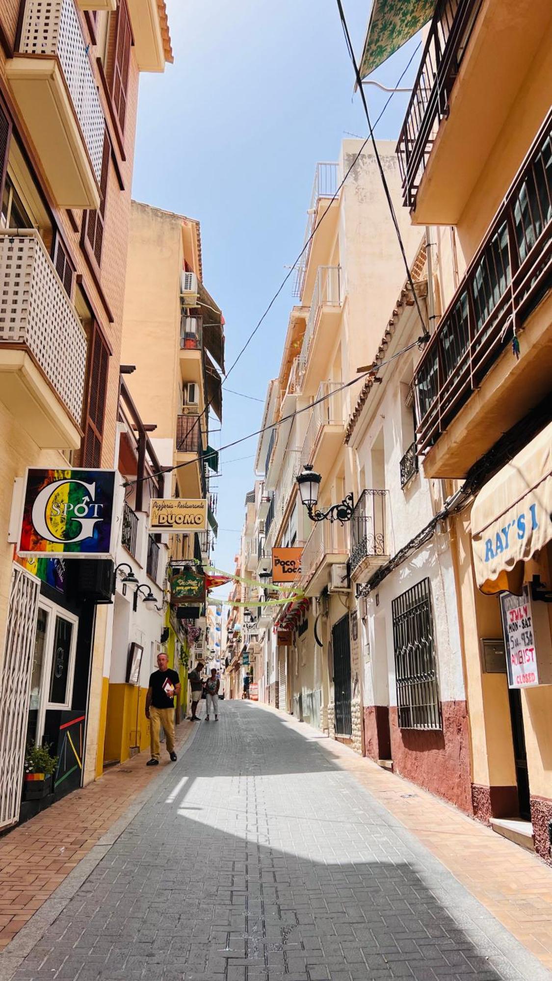 Apartamento Atico Con Vistas En El Casco Antiguo De Benidorm Exterior foto