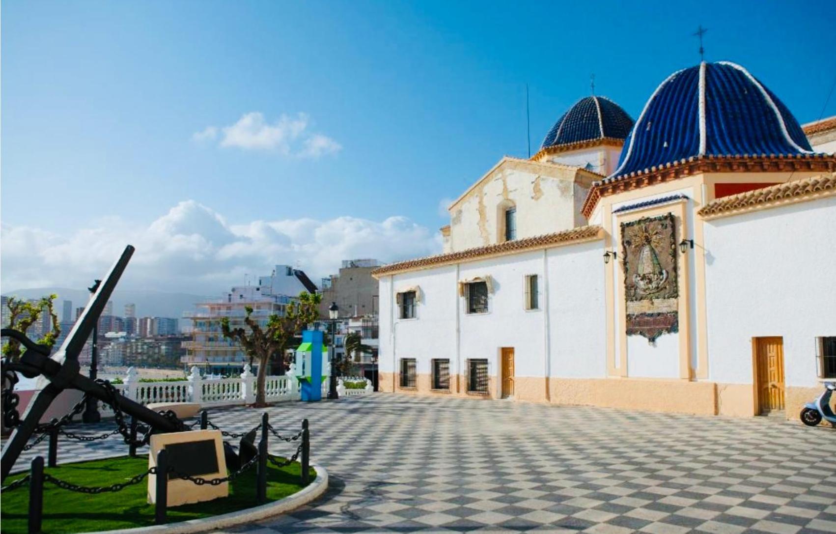 Apartamento Atico Con Vistas En El Casco Antiguo De Benidorm Exterior foto
