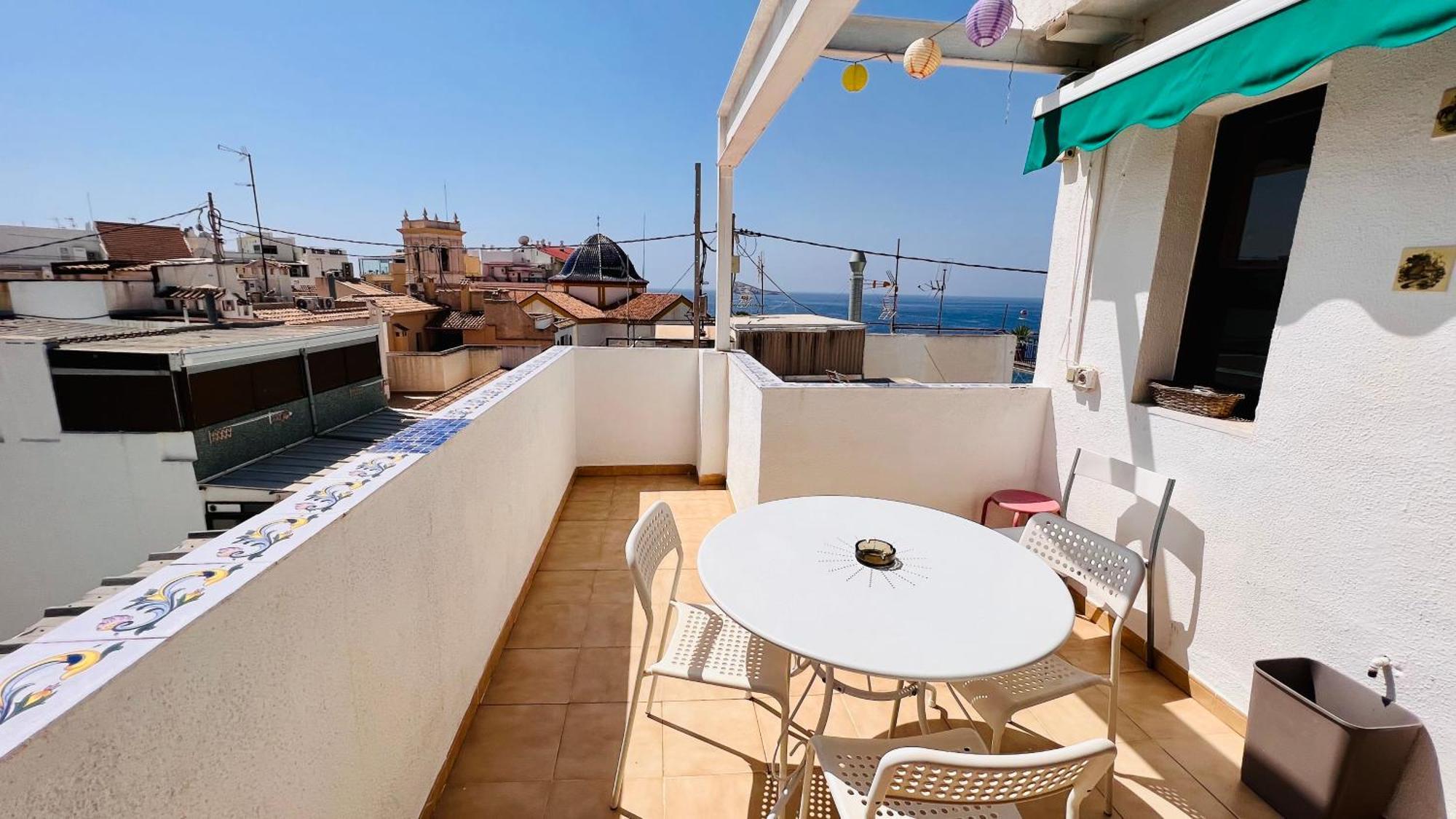 Apartamento Atico Con Vistas En El Casco Antiguo De Benidorm Exterior foto