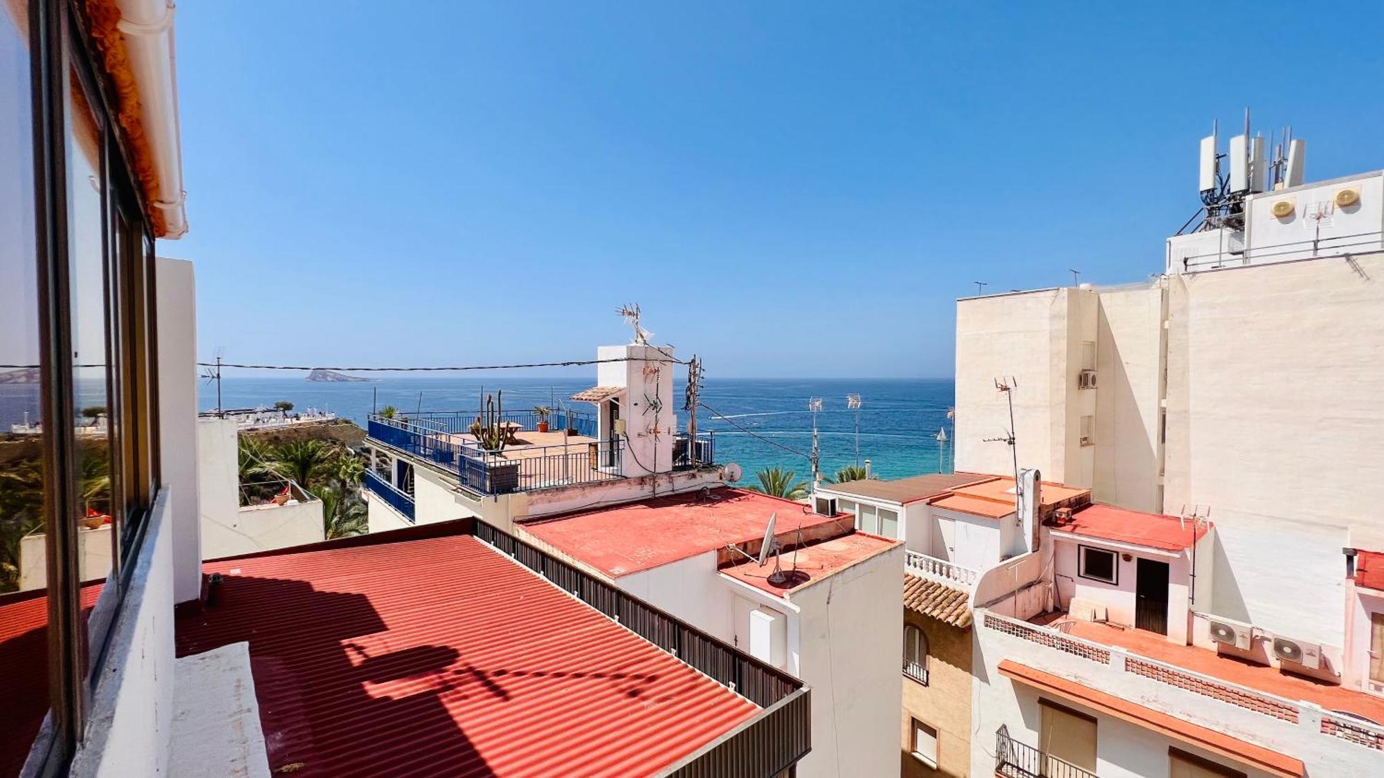 Apartamento Atico Con Vistas En El Casco Antiguo De Benidorm Exterior foto