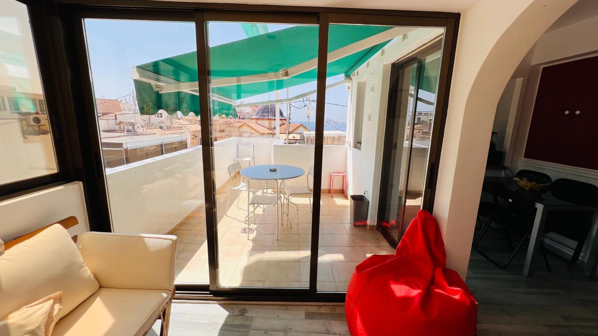 Apartamento Atico Con Vistas En El Casco Antiguo De Benidorm Exterior foto